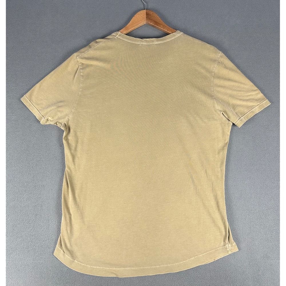 Buck Mason Shirt Mens Large Beige Khaki Vintage Wash Curved Hem Minimalist Basic - Picture 3 of 6